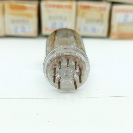 10 X ECC83 KUNDAN TUBE. 1960s PROD. FOUR MATCHED PAIRS & TWO UNITS. 39. CB401