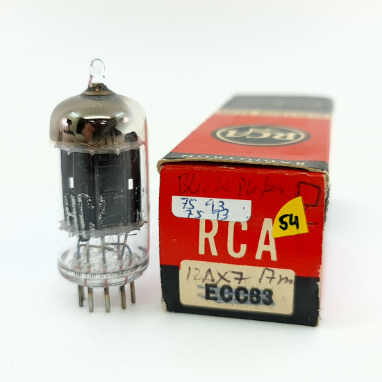 1 X ECC83 RCA TUBE. 1960s PROD. BLACK PLATES. SQUARE GETTER. USED. 54. CB401