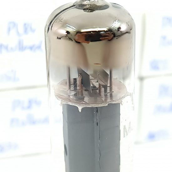 8 X PL84 MULLARD TUBE. 1960s PROD....