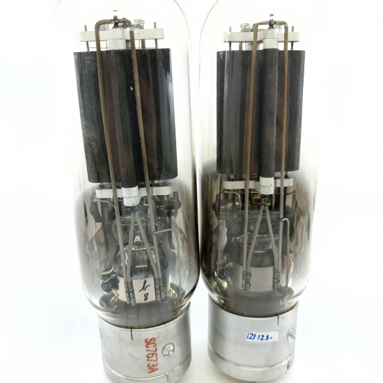 1 X 211 GENERAL ELECTRIC TUBE. 1940s...