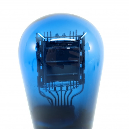 1 X PZ ARCTURUS TUBE. 1950s PROD. BLACK PLATES. USED. 8. CB404