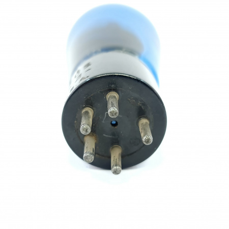 1 X PZ ARCTURUS TUBE. 1950s PROD. BLACK PLATES. USED. 8. CB404