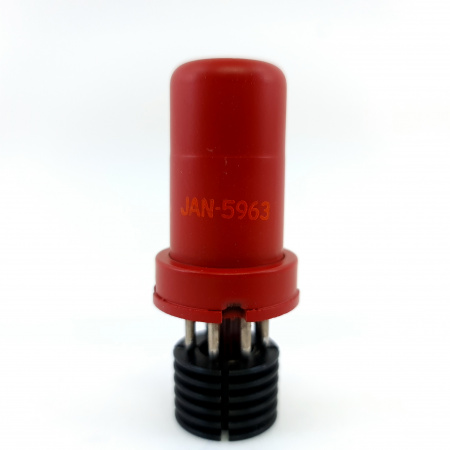 1 X JAN 5693 RCA TUBE. 1970s PROD. 37. CB404