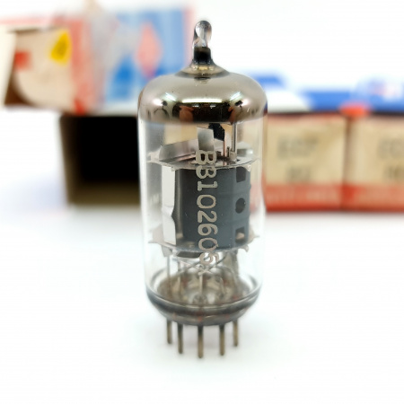 5 X ECF80 TELEFUNKEN TUBE. 1960s PROD. COPPER RODS. 42. CB404