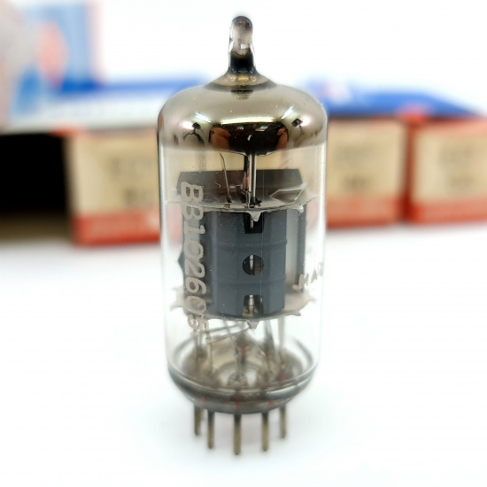 5 X ECF80 TELEFUNKEN TUBE. 1960s...