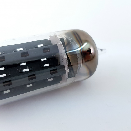 1 X 7044 TUBE. USA PRODUCTION....