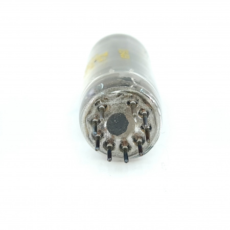 1 X 6197 GENERAL ELECTRIC TUBE. 1970s SYLVANIA PROD. BLACK PLATES. 20. CE8