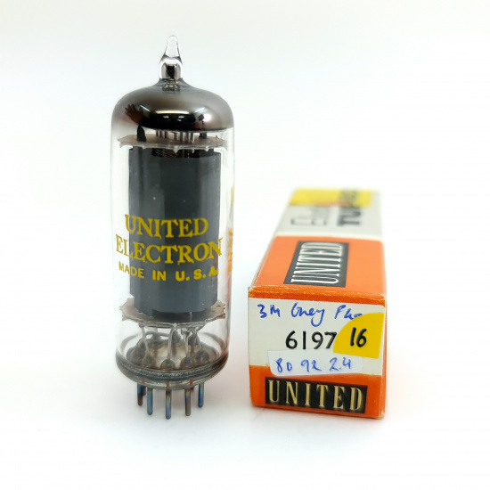 1 X 6197 UNITED ELECTRON TUBE. 1970s RCA PROD. 3 MICA. 16. CE8