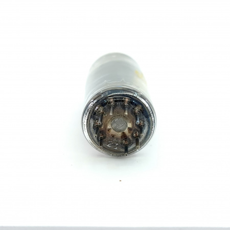 1 X 6197 UNITED ELECTRON TUBE. 1970s RCA PROD. 3 MICA. 16. CE8