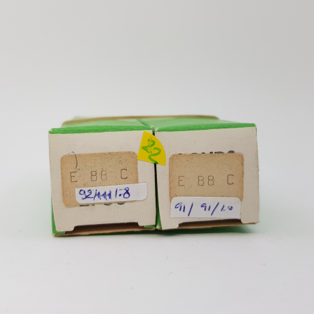 2 X E88C / 8255 SINGLE TRIODE MULLARD TUBE. 1960s PHILIPS PROD. GOLD PIN. 3M. 92/91%. 22. CH78