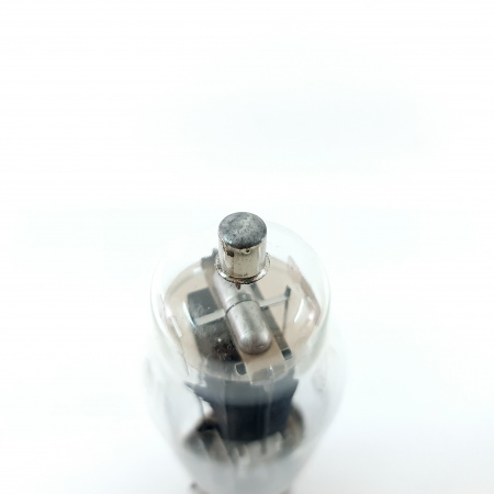 1 X 837 RSD TUBE. 1940s RCA PROD. BLACK PLATES. DUAL RECTANGULAR GETTER. 3.CE34