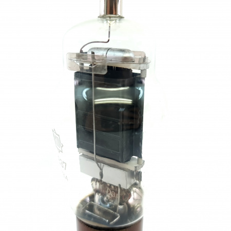 1 X 837 RSD TUBE. 1940s RCA PROD. BLACK PLATES. DUAL RECTANGULAR GETTER. 3.CE34