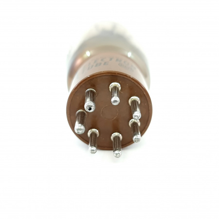 1 X 837 RCA TUBE. 1960s PROD. BLACK PLATES. DUAL RECTANGULAR GETTER. 6. CE34