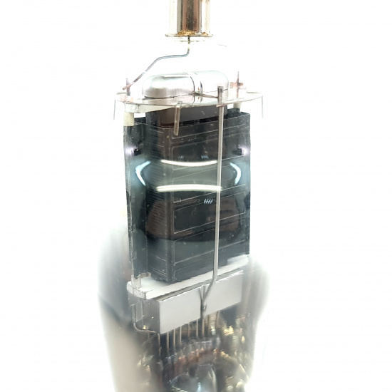 1 X CWL 837 RAYTHEON TUBE. 1950s...