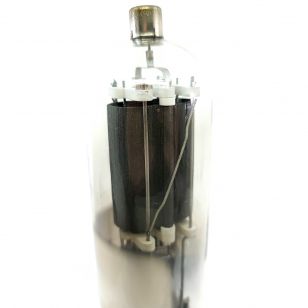 1 X 805 HALTRON TUBE. 1950s USA PROD. BLACK PLATES. FLAT GETTER. 1. CE113