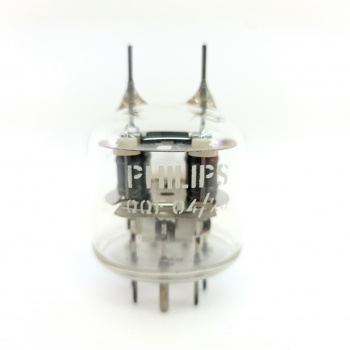 1 X QQE04/20 MINIWATT TUBE.... 2