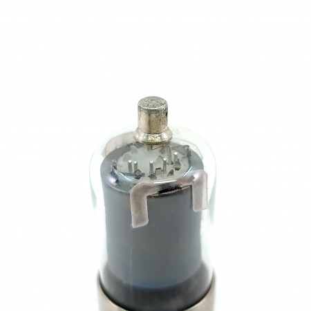 1 X 6K8GT MULLARD TUBE. 1950s PROD. RECTANGULAR GETTER. 5. CE152