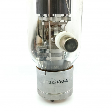 1 X 3C/150A TAYLOR TUBE. 1940s RCA PROD. RECTANGULAR GETTER. 2. CE685