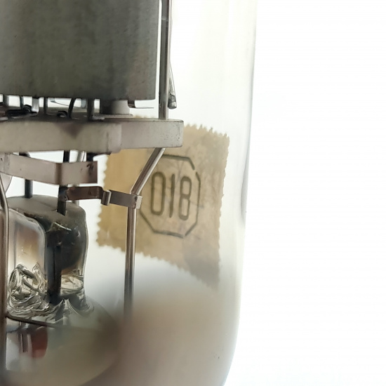 1 X 810 / 3C/150A KEN-RAD TUBE. 1950s...