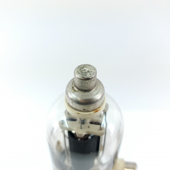 1 X 810 / 3C/150A KEN-RAD TUBE. 1940s...