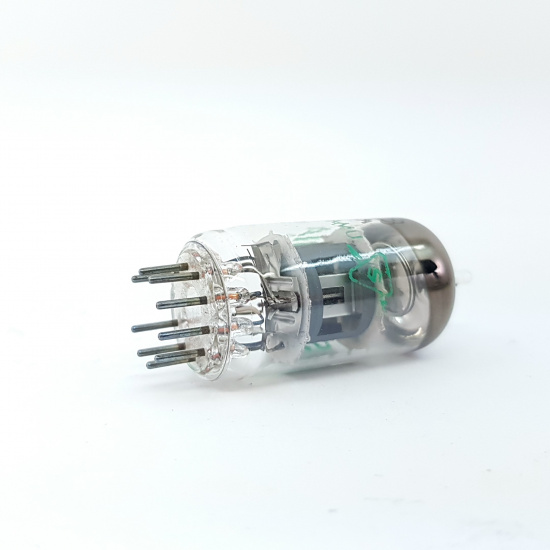 1 X 6KD8 / 6U8A SYLVANIA TUBE. NOS. C19