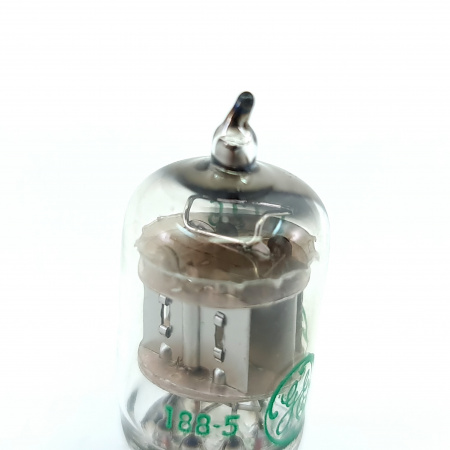 1 X 5726 / 6AL5W GENERAL ELECTRIC TUBE. 1970s PROD. SQUARE GETTER. 16. CE808