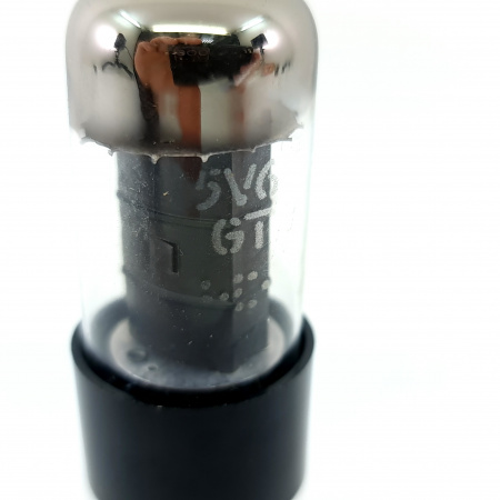 1 X 5V6GT RSD TUBE. 1950s GENERAL ELECTRIC PROD. BLACK PLATES. 1. CE593