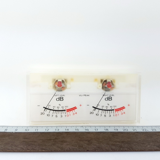 1 X STEREO VU-METER. NEW OLD STOCK....