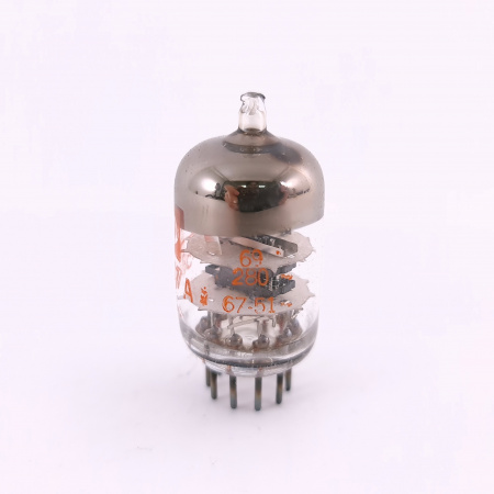 1 X JAN 5847A RAYTHEON TUBE. 1960s PROD. BLACK PLATES. CROSS GETTER. 14. CH163