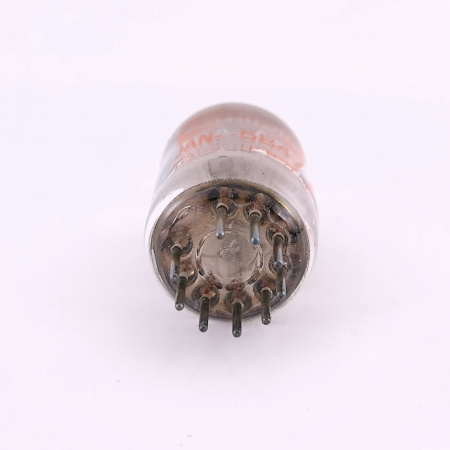 1 X JAN 5847A RAYTHEON TUBE. 1960s PROD. BLACK PLATES. CROSS GETTER. 14. CH163