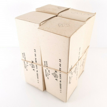 4 X VT127 TUBE. RAYTHEON BRAND. BLACK PLATES. CN  ENA
