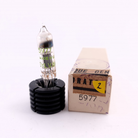 1 X 5977 SYLVANIA TUBE. 1970s PROD. 2. CE801
