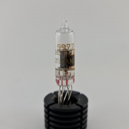 1 X 5977 SYLVANIA GOLD TUBE. 1970s PROD. 3. CE801