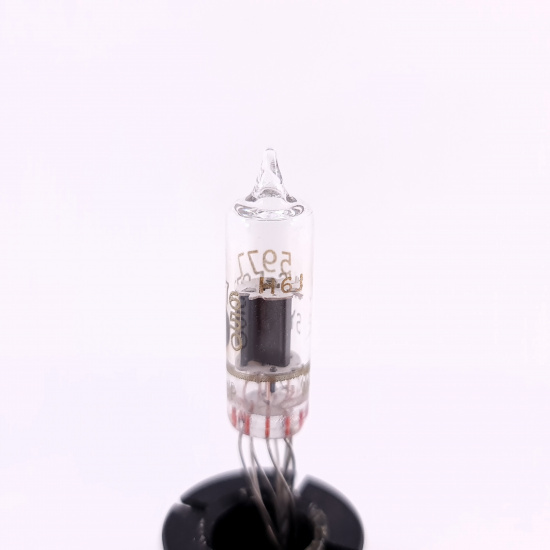 1 X 5977 SYLVANIA GOLD TUBE. 1970s...