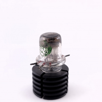 1 X VT237 / 957 RCA TUBE.... 2