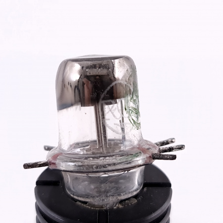 1 X VT237 / 957 RCA TUBE. 1940s PROD. 3. CE489