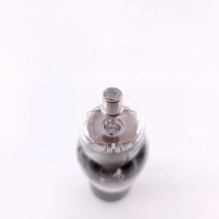 1 X 24A / 124A CEI TUBE. 1950s PROD. MESH PLATE. FLAT GETTER. 2. CE120