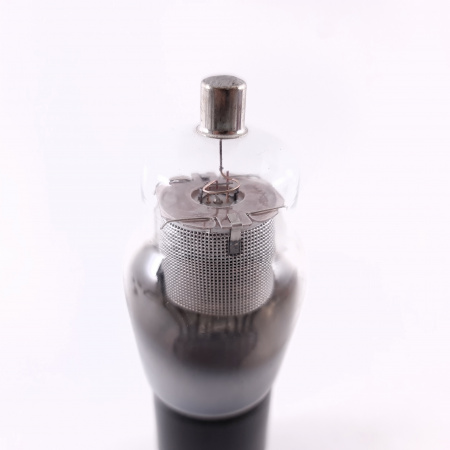 1 X 24A / 124A CEI TUBE. 1950s PROD. MESH PLATE. FLAT GETTER. 2. CE120