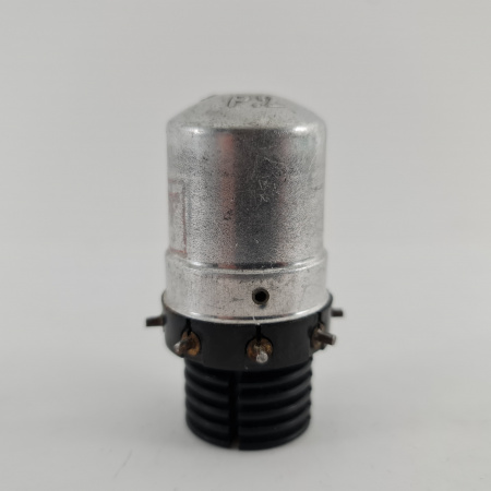 1 X P2 SFR TUBE. VERY RARE TUBE. 10. CB406