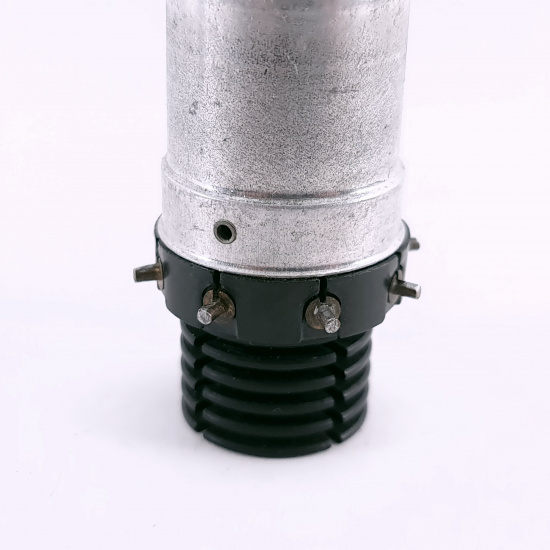 1 X P2 SFR TUBE. VERY RARE TUBE. 10....