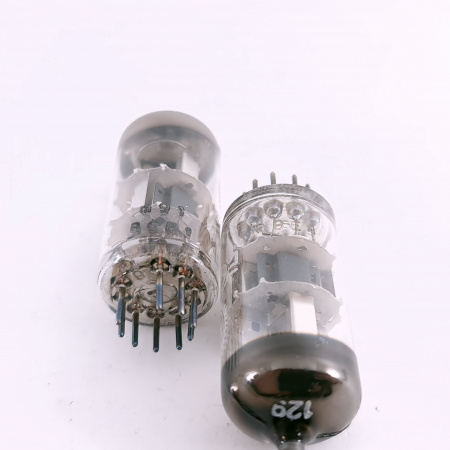 2 X ECC84 VALVO TUBE. 1960s MULLARD PROD. COPPER RODS. PAIR. 35. CB406