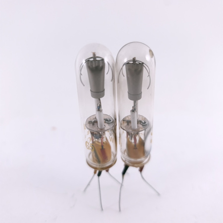 2 X 359A WESTERN ELECTRIC TUBE. 37. CB406