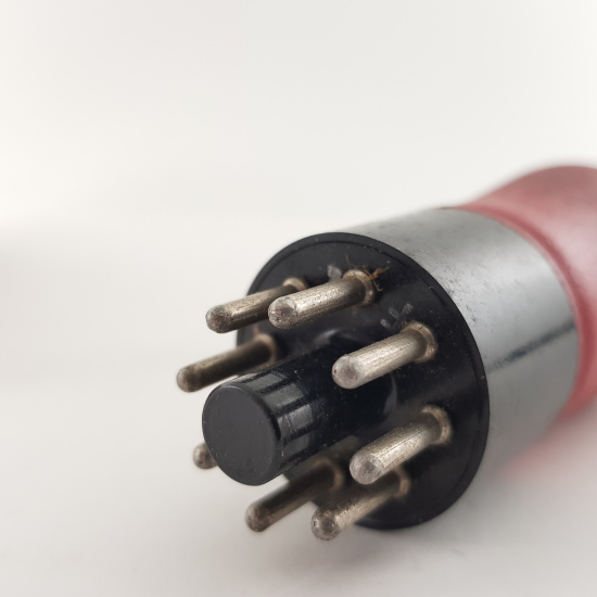 1 X UF9 / MUF9 TUBE. RC31