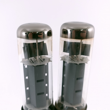 2 X EL34 RFT ELECTRON TUBE. 1970s RFT PROD. CENTRAL PIN BROKEN. USED. 50. CH164