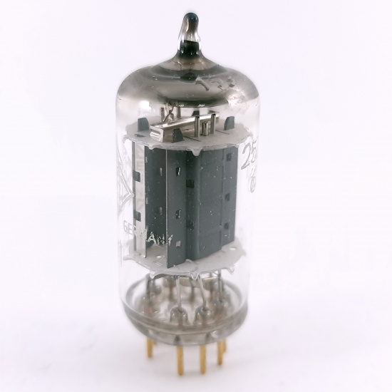 1 X 6211 TELEFUNKEN TUBE. 1960s PROD....