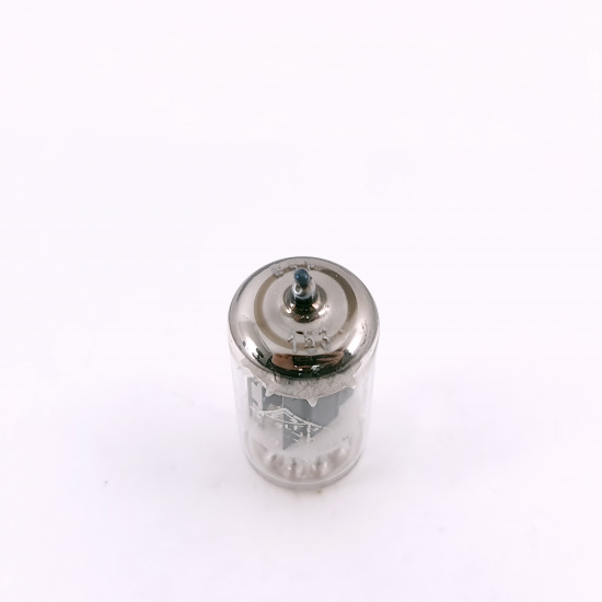 1 X 6211 TELEFUNKEN TUBE. 1960s PROD....