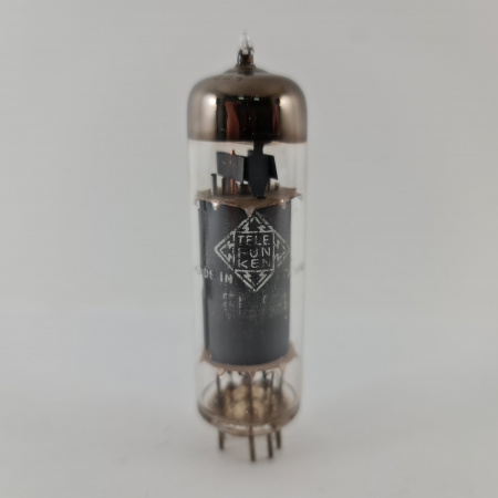 1 X EL84 TELEFUNKEN TUBE. 1960s PROD. COPPER RODS. USED. 68. CH165