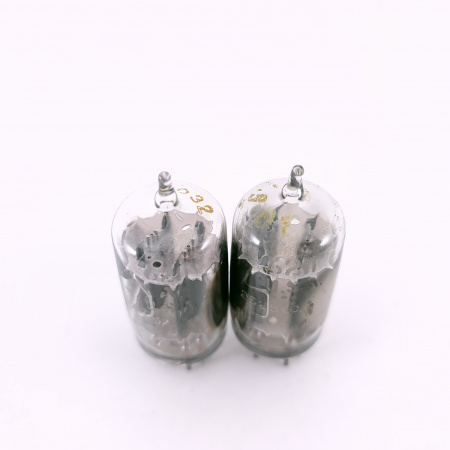 2 X 6211 GE TUBE. 1960s PROD. DUAL GETTER. MATCHED PAIR. CLEAR TOP. 72. CH165