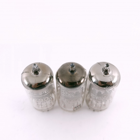 3 X EF86 TUBE. 1960s MAZDA PROD. MESH PLATE. 77. CH165