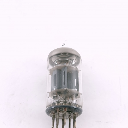 1 X ECC82 MARCONI TUBE. 1960s PROD. COPPER RODS. 95/83% EMISSION. 82. CH165